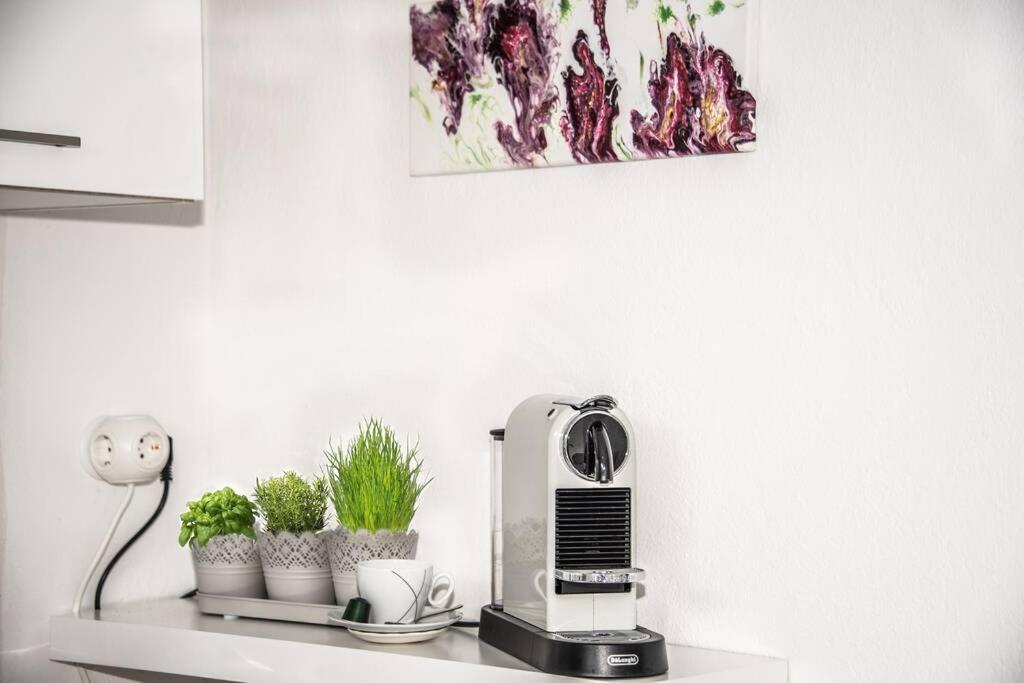 Apartment Pouringraz Fuer Kunst- Und Tennisliebhaber Zewnętrze zdjęcie
