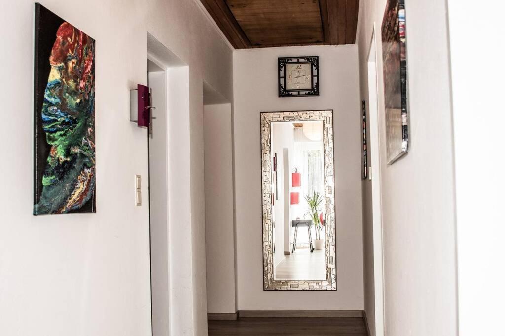Apartment Pouringraz Fuer Kunst- Und Tennisliebhaber Zewnętrze zdjęcie