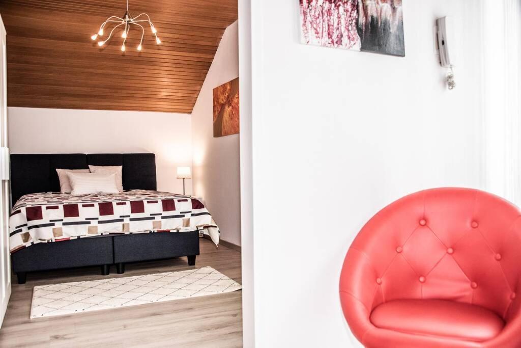 Apartment Pouringraz Fuer Kunst- Und Tennisliebhaber Zewnętrze zdjęcie
