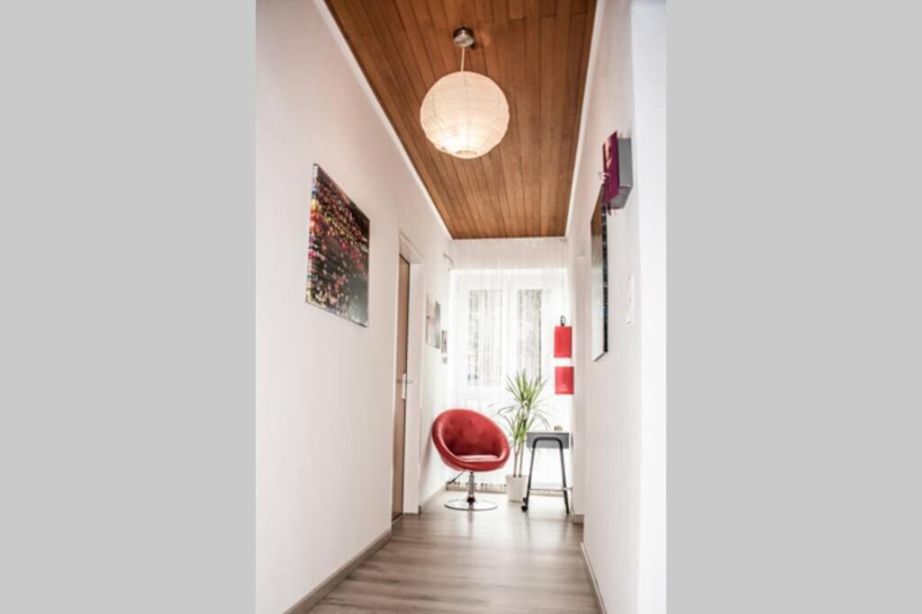 Apartment Pouringraz Fuer Kunst- Und Tennisliebhaber Zewnętrze zdjęcie